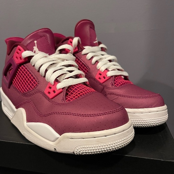 - 2019 Air Jordan 4 Retro GS 'For The Love Of The Game'